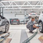 Top 10 Things to Know Before Hiring a Crane Rental Service