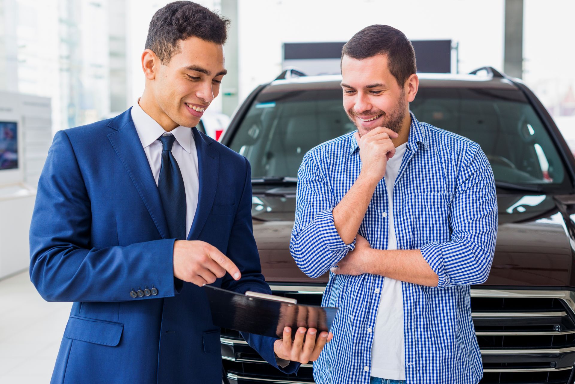 The Complete Guide to Becoming a Successful Auto Broker